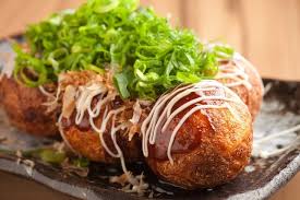 Service and Kitchen at Takoyaki restaurant in Kyoto